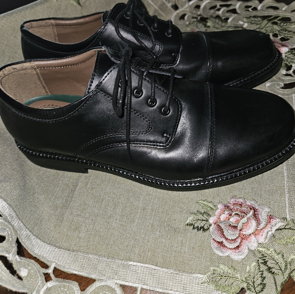 Thom McAn men's dress shoes - Picture 2 of 6
